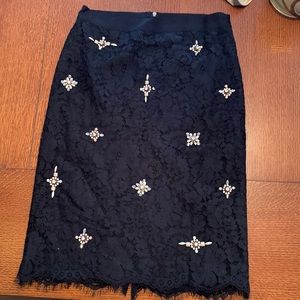 Knee length skirt size 6